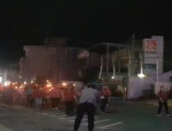 “Pawai Obor Lintas Generasi” Meriahkan Perayaan Paskah di Gereja Toraja Jemaat Eben Hazer