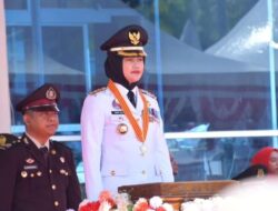 Bupati Laura, Pimpin Upacara Detik- Detik Proklamasi HUT RI Ke – 79