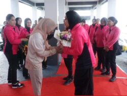 Tari Khas Tepung Tawar, Sambut Kedatangan Ibu- ibu Bhayangkari Polri di Sebatik