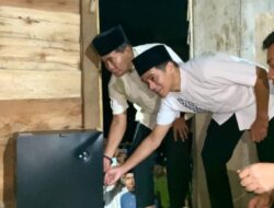 Pemerataan Akses Listrik, Gubernur Salurkan Bantuan PLTS Atap Warga Desa Binusan Nunukan