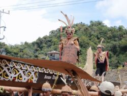 Kunjungan Perdana, Wagub Ingkong Disambut Meriah Masyarakat Apau Kayan