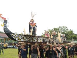 Semarak Pesta Panen Sambut Kedatangan Gubernur Dan Wagub Kaltara di Long Nawang