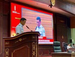 Bupati H.Irwan, Sampaikan Jawaban Pemerintah atas Pandangan Umum Fraksi DPRD Terkait Pembentukan Tiga Desa Baru