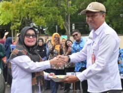 Mewakil Bupati Nunukan, Asisten Pemerintahan dan Kesra Membacakan Sambutan Menteri Kesehatan RI di Apel HSN Tahun 2025