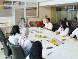 Sekprov Pimpin Rapat Evaluasi, Dorong Peningkatan Pelayanan Kantor Banhub Kaltara di Jakarta