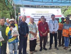 Apresiasi Petugas Kebersihan, Pemkab Nunukan Salurkan Paket Ramadan untuk Pekerja DLH