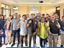 Melek Informasi, PWI Nunukan Bekali Warga Desa Kemampuan Jurnalis Dasar dan Public Speaking