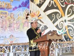 Semarak Acara Bangen Tawei Lepa Ajeu di Desa Metun Sajau
