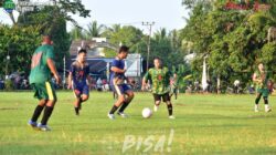 Bupati Turut Serta dalam Pertandingan Perdana Turnamen Sepakbola Gunung Putih Super League